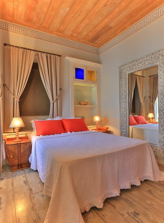 1850 Hotel Kemalpasa Alaçatı Rom bilde